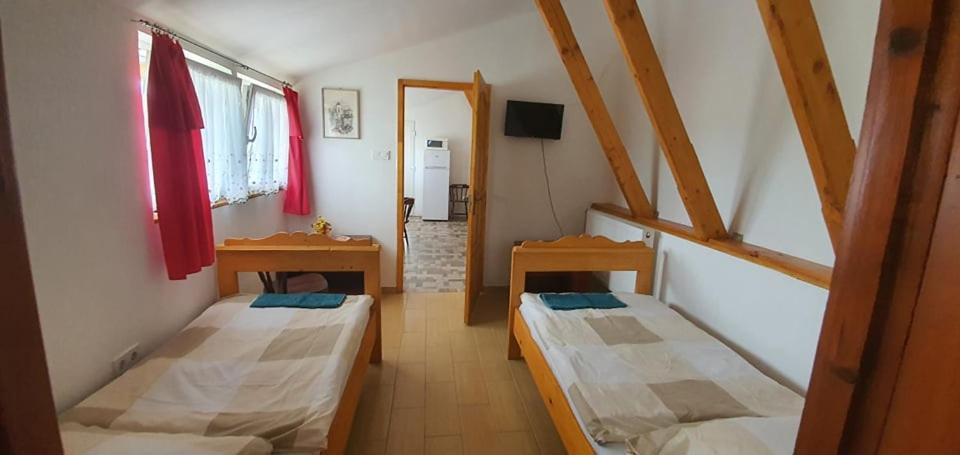 Anna Apartman Apartment Maroslele Luaran gambar